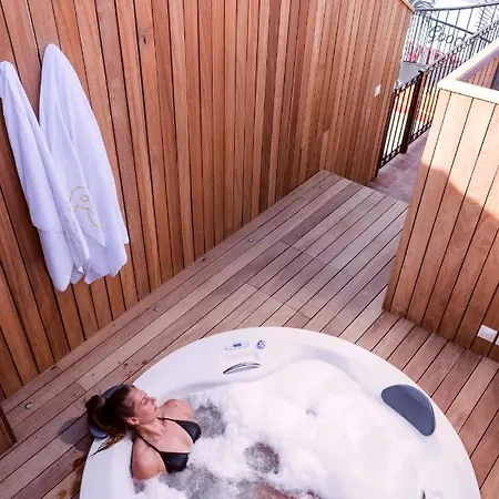 Pop Hotell 5*