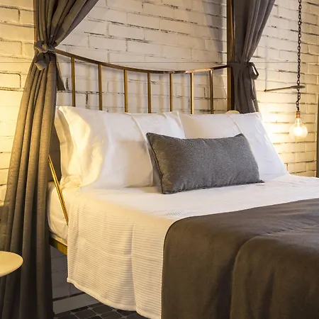 Hotel Pop