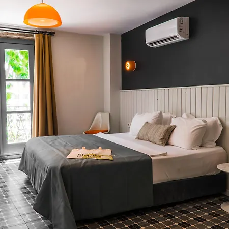 Hotel Pop
